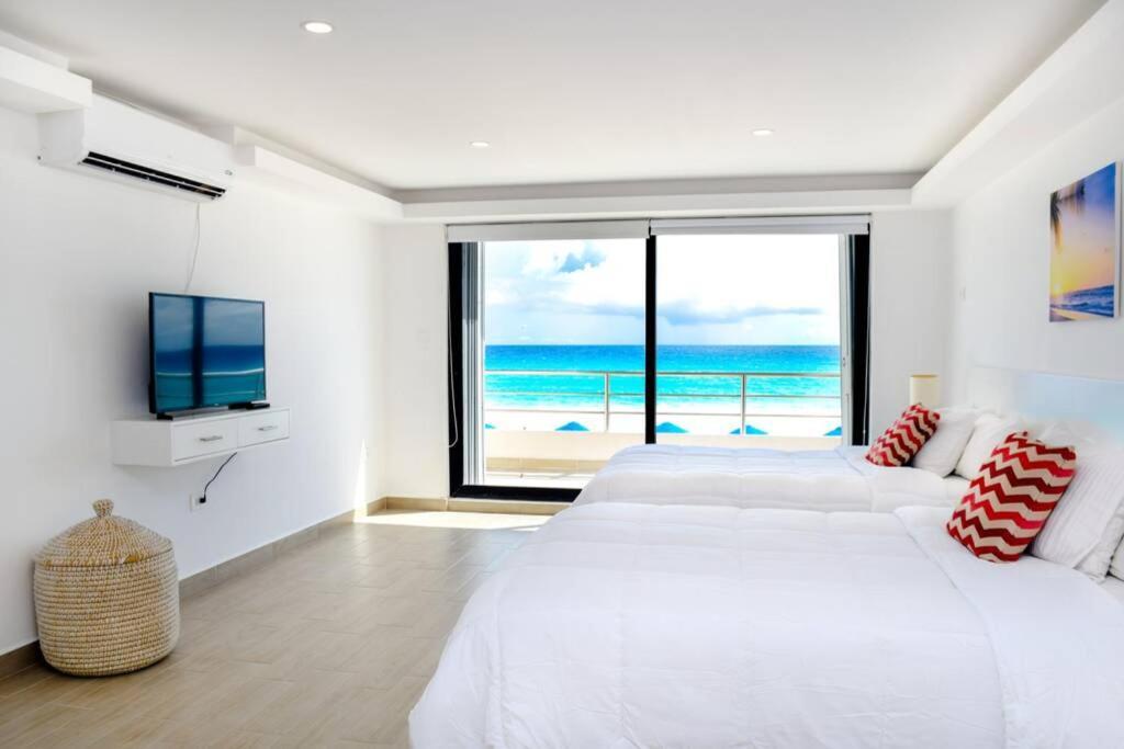 Villas Marlin 108, A Pie De Playa, Albercas, Jacuzi, Ubicacion Inmejorable Cancún Eksteriør billede