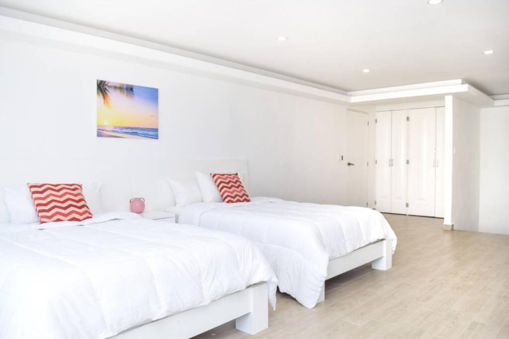 Villas Marlin 108, A Pie De Playa, Albercas, Jacuzi, Ubicacion Inmejorable Cancún Eksteriør billede
