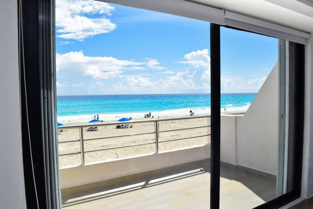 Villas Marlin 108, A Pie De Playa, Albercas, Jacuzi, Ubicacion Inmejorable Cancún Eksteriør billede